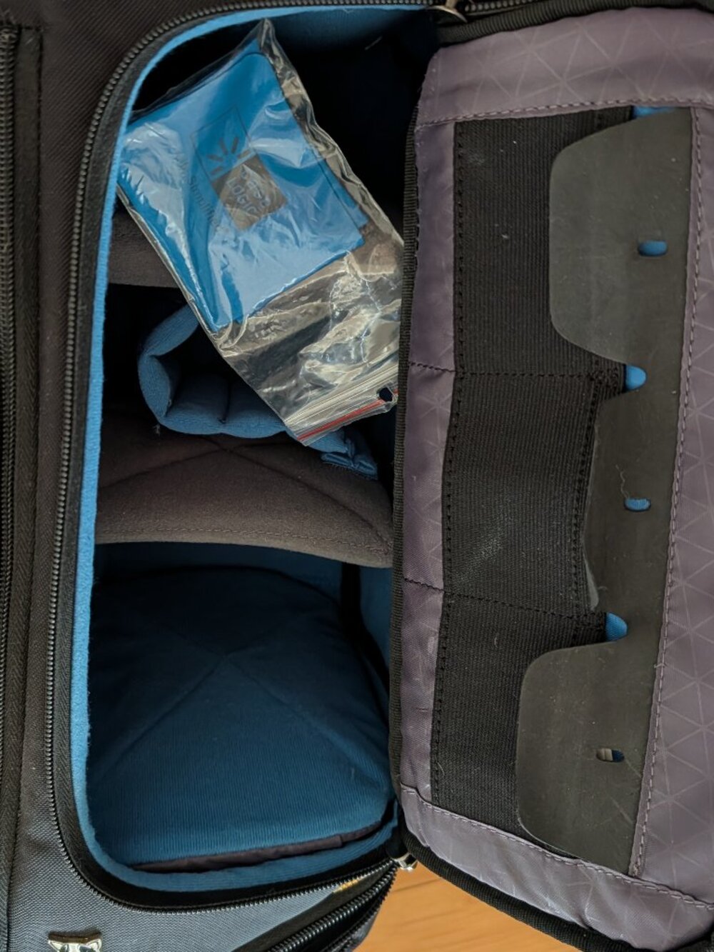 Case Logic DSLR camera backpack - Picture 6 of 7